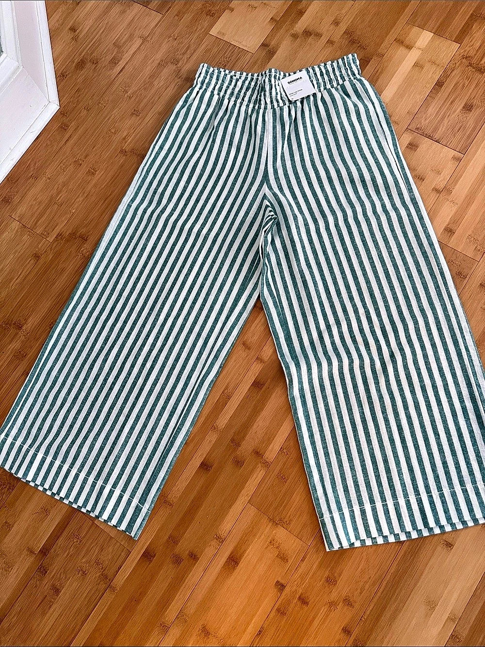 Sonoma Goods For Life Wide Leg Ankle Striped Wide Leg Pants in Green & White